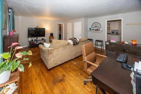 229 S 4th Avenue Beech Grove IN 46107