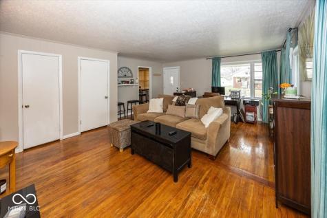 229 S 4th Avenue Beech Grove IN 46107