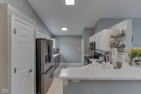 4241 Saffron Drive Indianapolis IN 46237