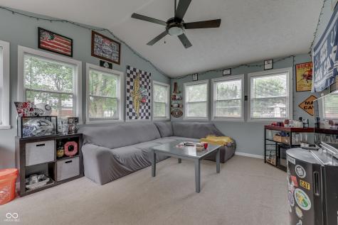 4241 Saffron Drive Indianapolis IN 46237