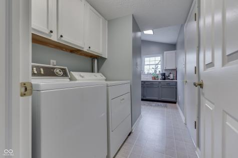 4241 Saffron Drive Indianapolis IN 46237