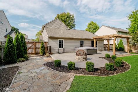 10047 Perlita Place Fishers IN 46038
