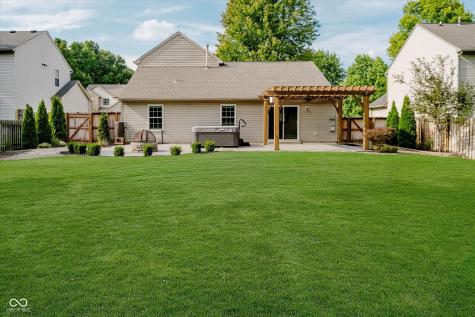 10047 Perlita Place Fishers IN 46038