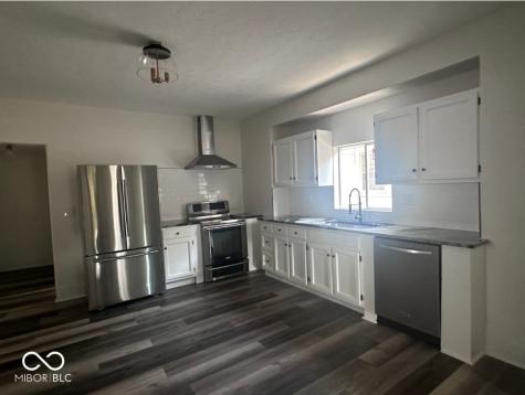 241 N Pershing Avenue Indianapolis IN 46222
