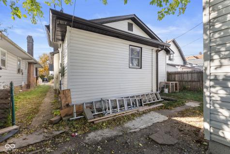 241 N Pershing Avenue Indianapolis IN 46222
