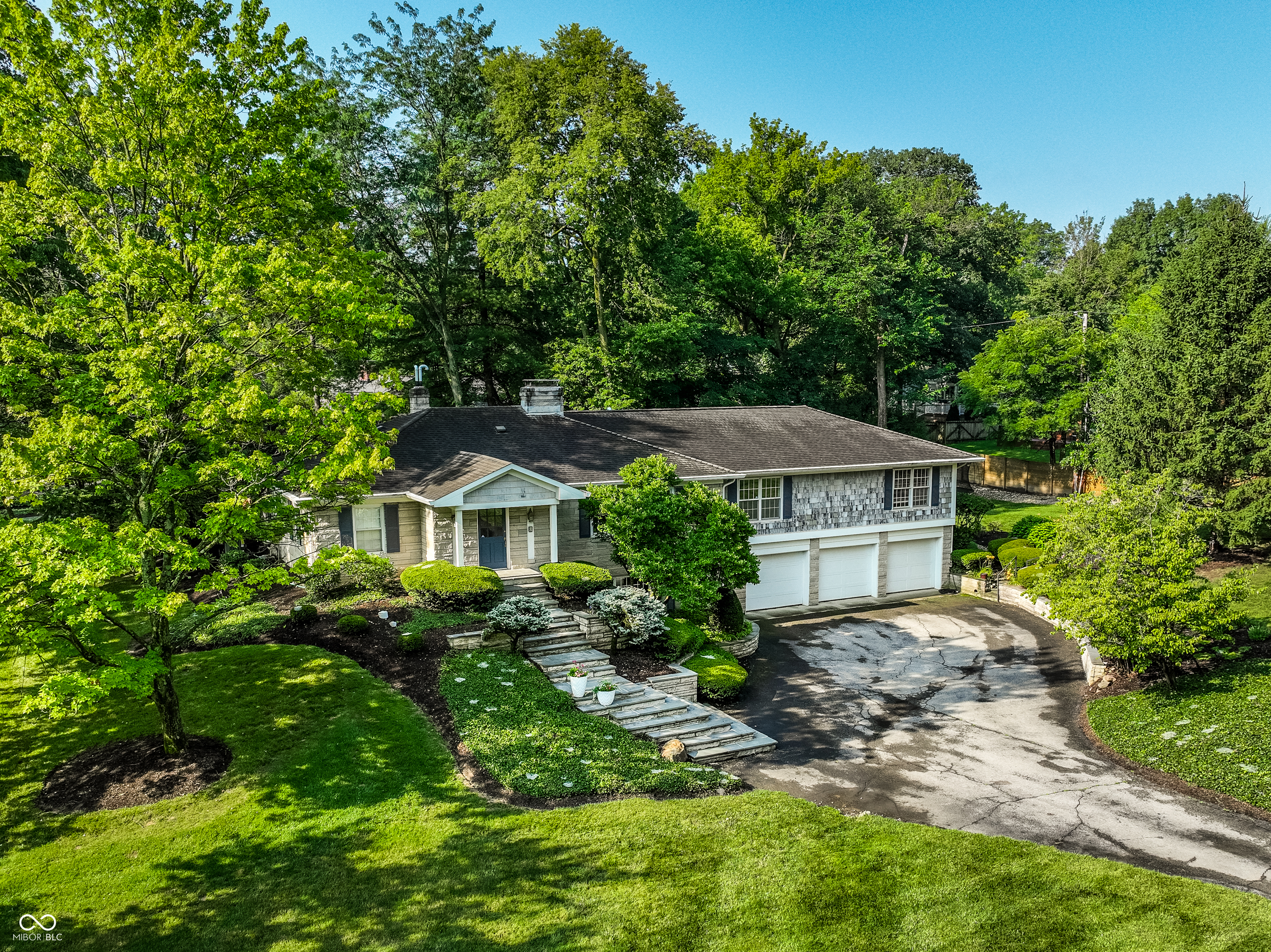 7484 N Park Avenue Indianapolis IN 46240