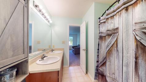 2356 Bridlewood Drive Franklin IN 46131