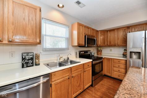 21384 Tooley Court Noblesville IN 46062