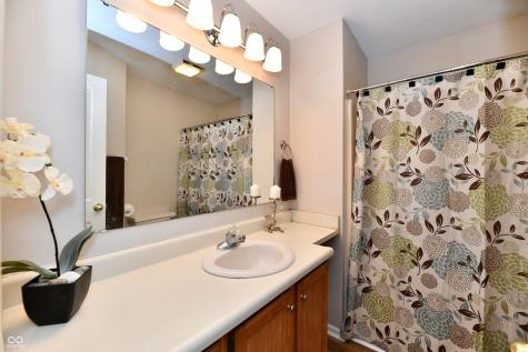 21384 Tooley Court Noblesville IN 46062
