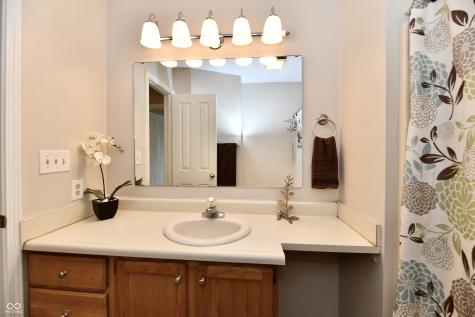 21384 Tooley Court Noblesville IN 46062