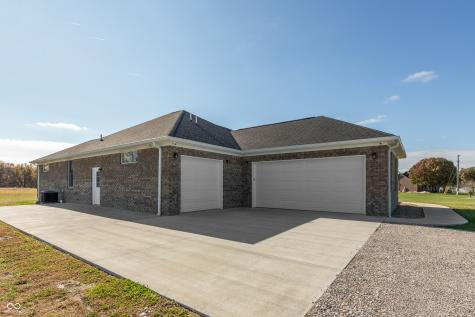 970 S Carmel Court North Vernon IN 47265