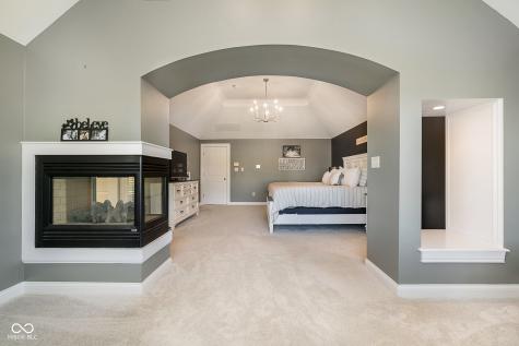 546 Bolderwood Lane Carmel IN 46032