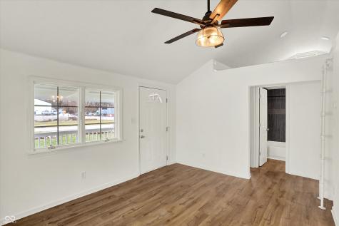 1106 S Dequincy Street Indianapolis IN 46203