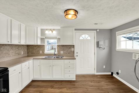 1106 S Dequincy Street Indianapolis IN 46203