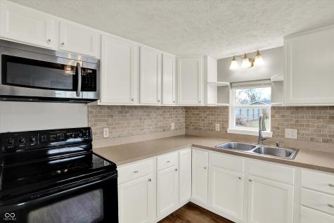1106 S Dequincy Street Indianapolis IN 46203