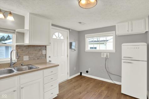 1106 S Dequincy Street Indianapolis IN 46203