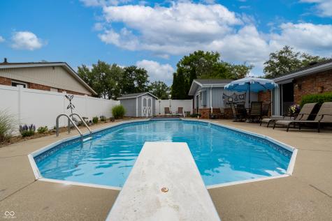 2820 Wedgewood Drive Columbus IN 47203