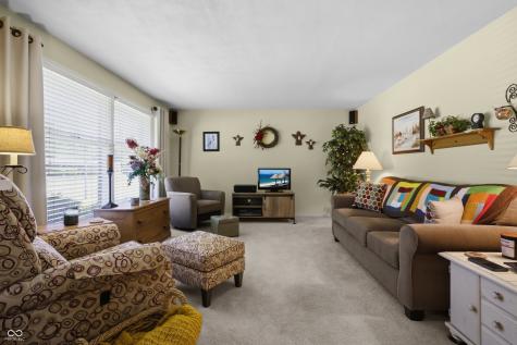 2820 Wedgewood Drive Columbus IN 47203