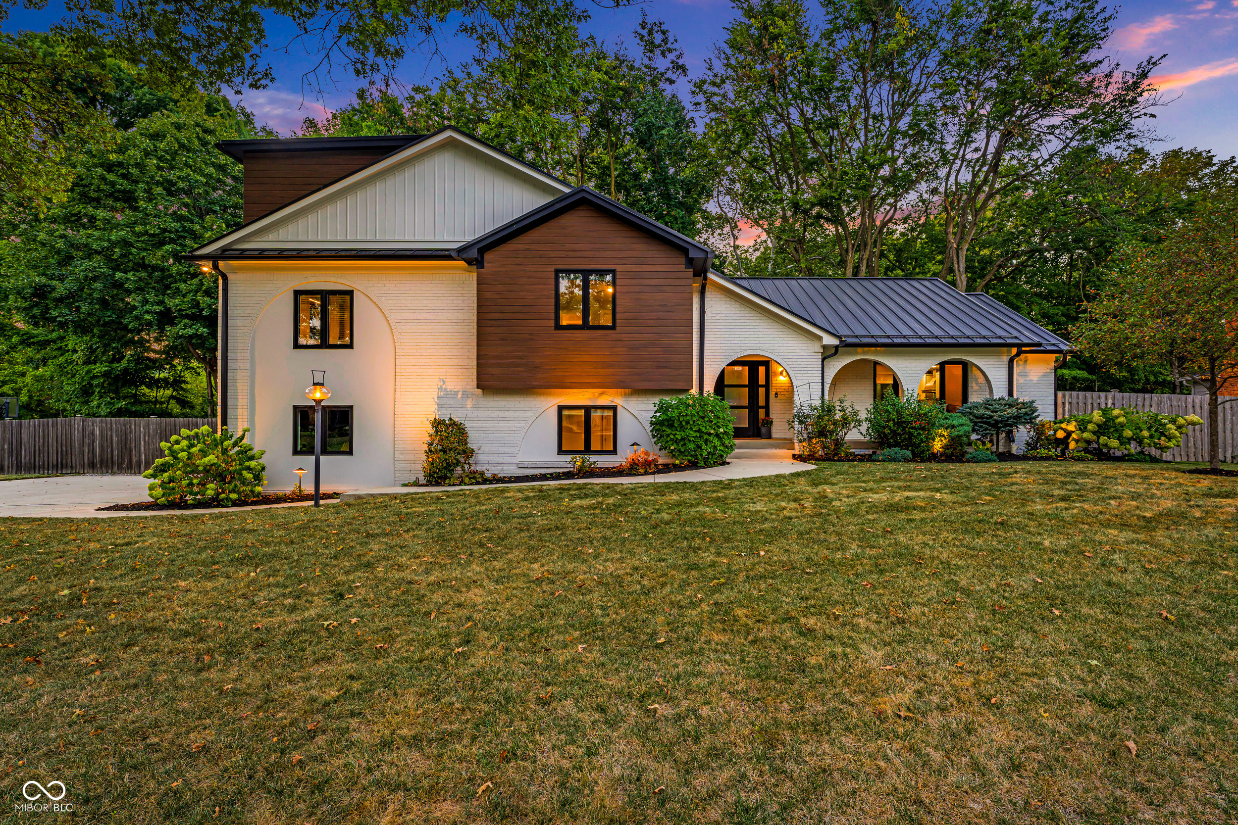 12208 Castle Row Overlook Carmel IN 46033