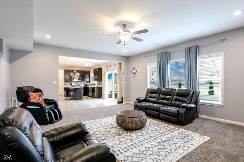1331 Horse Shoe Greenwood IN 46143