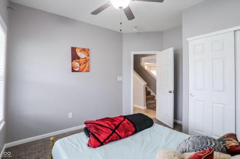 1331 Horse Shoe Greenwood IN 46143