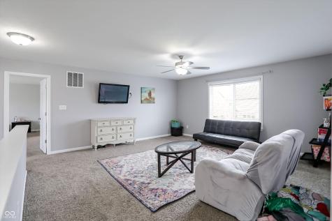 1331 Horse Shoe Greenwood IN 46143