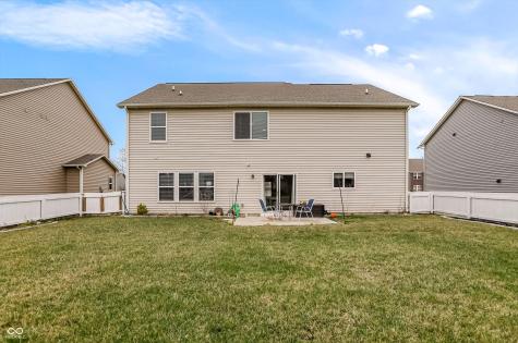 1331 Horse Shoe Greenwood IN 46143