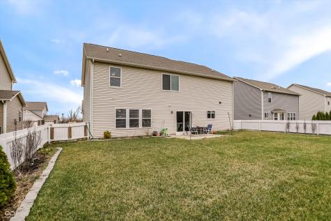1331 Horse Shoe Greenwood IN 46143