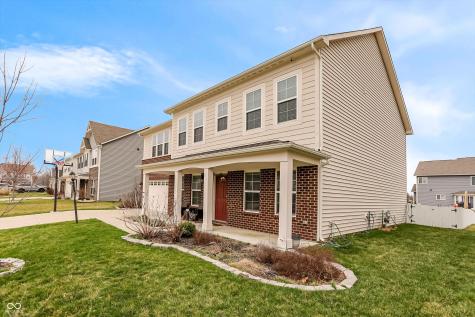 1331 Horse Shoe Greenwood IN 46143