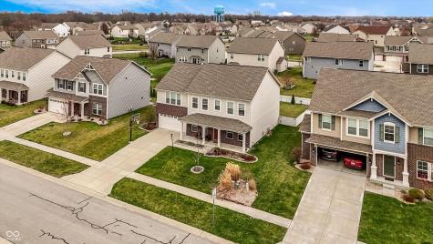 1331 Horse Shoe Greenwood IN 46143