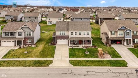 1331 Horse Shoe Greenwood IN 46143