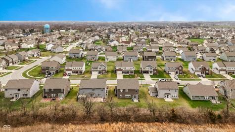 1331 Horse Shoe Greenwood IN 46143