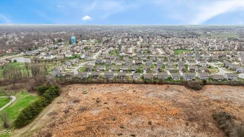 1331 Horse Shoe Greenwood IN 46143