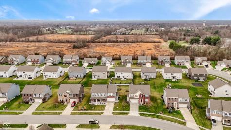 1331 Horse Shoe Greenwood IN 46143