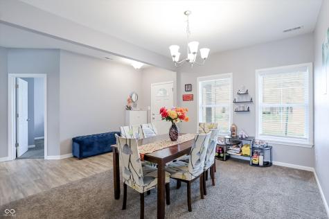 1331 Horse Shoe Greenwood IN 46143