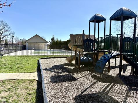 1331 Horse Shoe Greenwood IN 46143