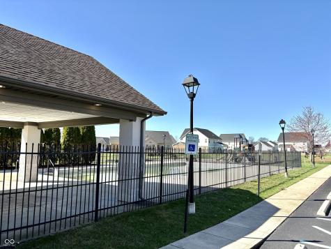 1331 Horse Shoe Greenwood IN 46143