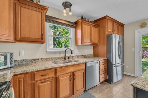 457 Prentiss Way Avon IN 46123