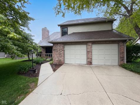 8302 La Habra Lane Indianapolis IN 46236