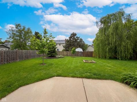 8302 La Habra Lane Indianapolis IN 46236