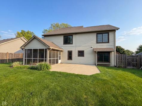 8302 La Habra Lane Indianapolis IN 46236