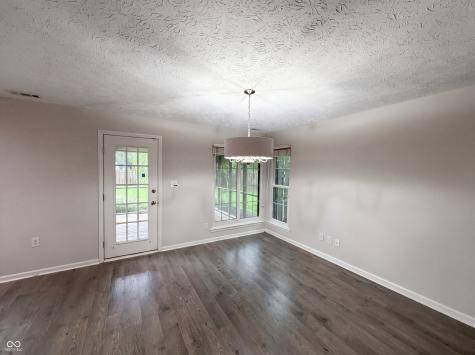 8302 La Habra Lane Indianapolis IN 46236