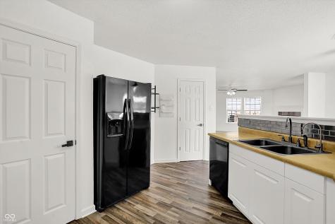 9951 Big Bend Drive Indianapolis IN 46234