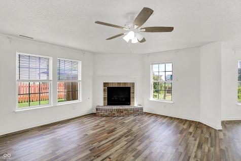 9951 Big Bend Drive Indianapolis IN 46234