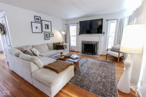 2428 Mcleay Drive Indianapolis IN 46220