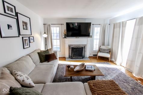 2428 Mcleay Drive Indianapolis IN 46220