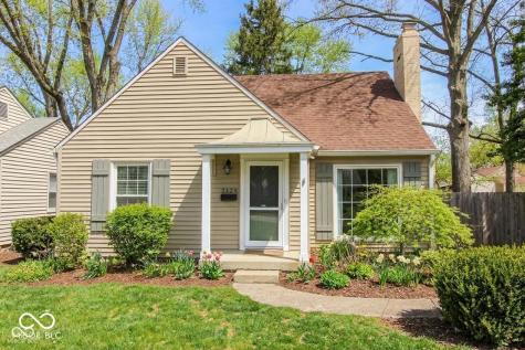2428 Mcleay Drive Indianapolis IN 46220