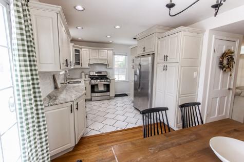 2428 Mcleay Drive Indianapolis IN 46220