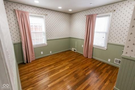 2428 Mcleay Drive Indianapolis IN 46220