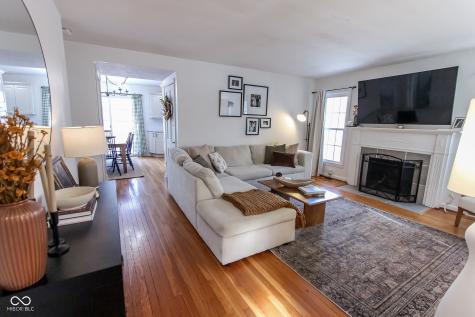 2428 Mcleay Drive Indianapolis IN 46220